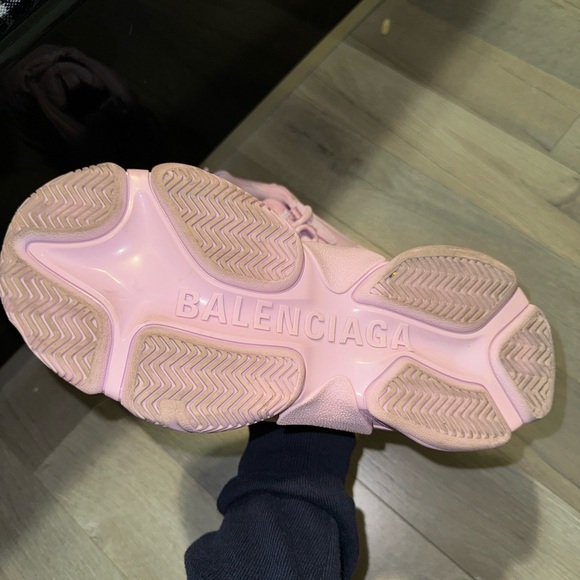 BALENCIAGA Triple S platform sneakers (AUTHENTIC): used - Picture 10 of 15